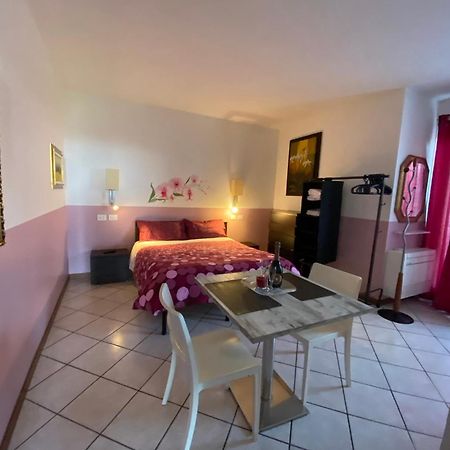 Antiche Mura Casa Vacanze Puegnago sul Garda Exterior foto