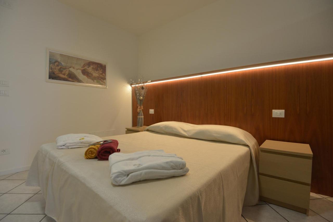 Antiche Mura Casa Vacanze Puegnago sul Garda Exterior foto