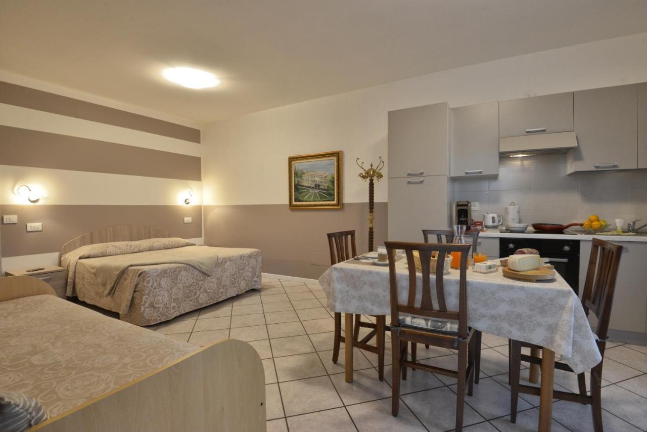 Antiche Mura Casa Vacanze Puegnago sul Garda Exterior foto