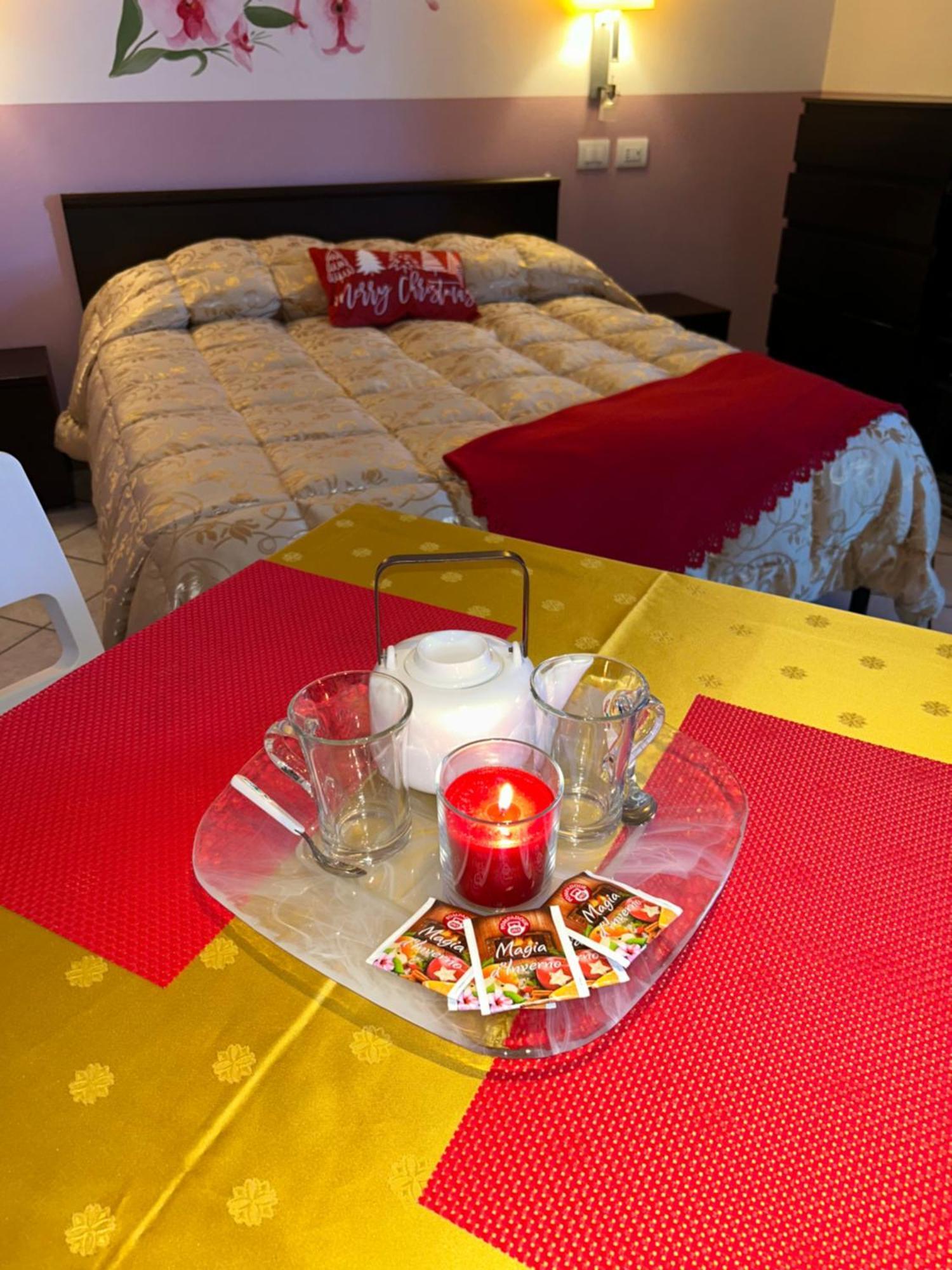 Antiche Mura Casa Vacanze Puegnago sul Garda Exterior foto