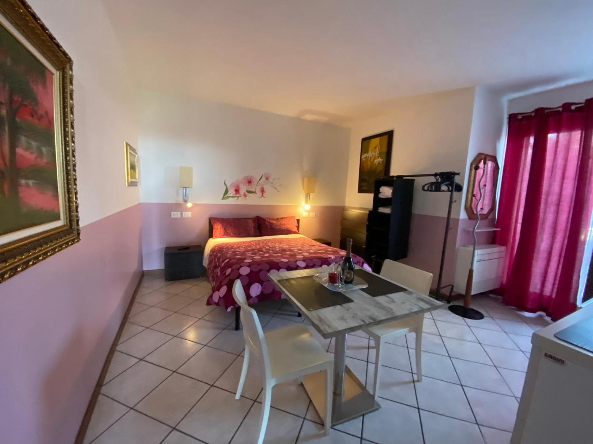 Antiche Mura Casa Vacanze Puegnago sul Garda Exterior foto