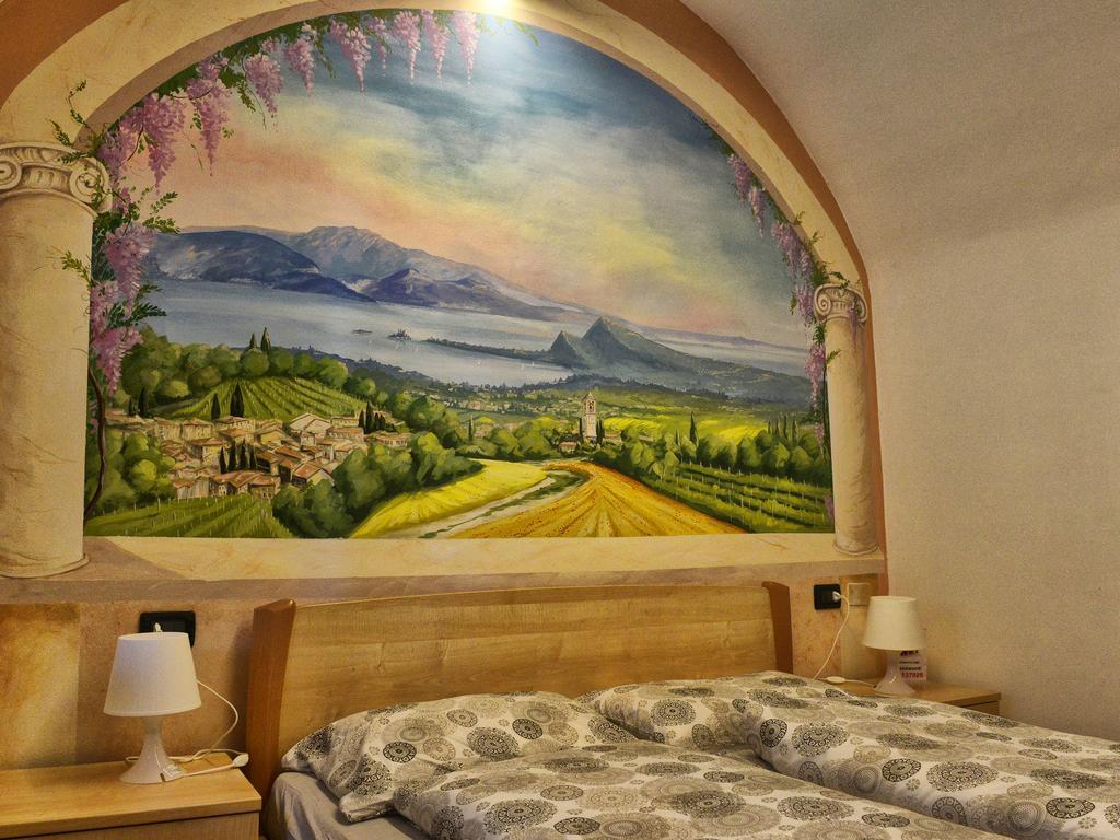 Antiche Mura Casa Vacanze Puegnago sul Garda Exterior foto
