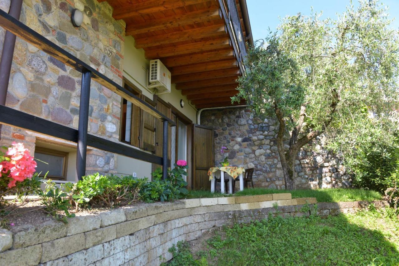 Antiche Mura Casa Vacanze Puegnago sul Garda Exterior foto